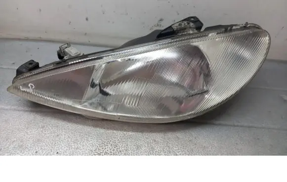 Peugeot 206 CC Front reflector 