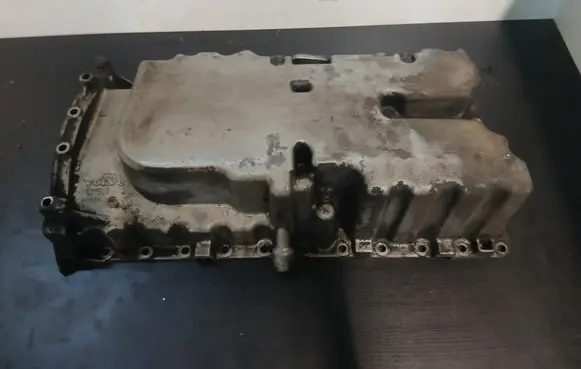 Volvo XC90 Oil sump 8631507