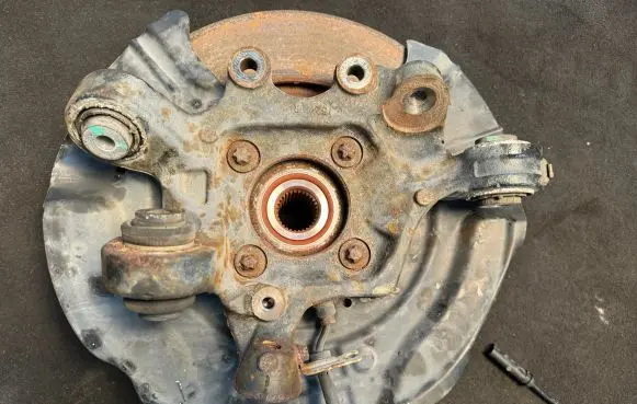BMW X3 F25 Rear wheel hub spindle/knuckle 