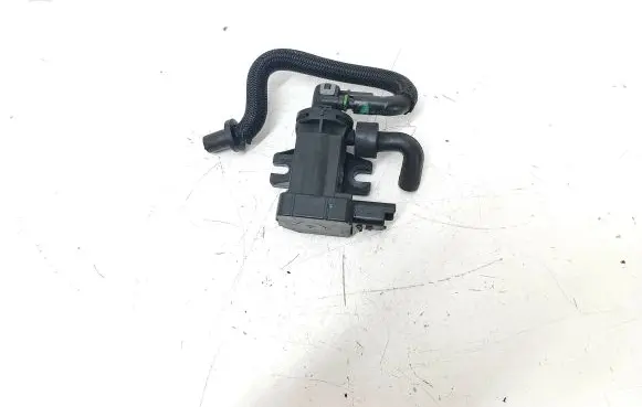 Peugeot Partner Turbo solenoid valve 9811643880