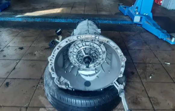 Jaguar XJ X351 Automatic gearbox 9X237000AF
