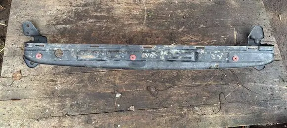 Volvo V50 Bottom radiator support slam panel 