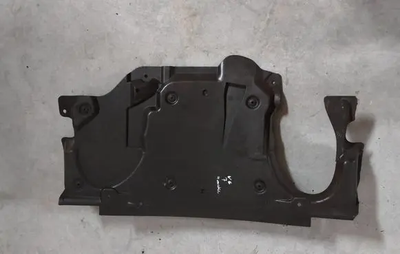 Mercedes-Benz E W211 Engine splash shield/under tray A2115243730