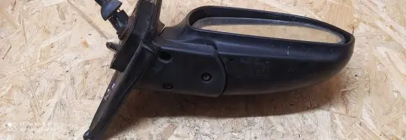 Hyundai Elantra Front door electric wing mirror E4012151