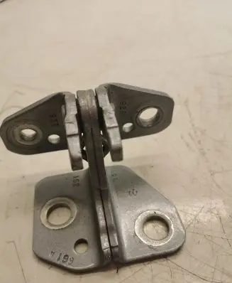 Jeep Grand Cherokee Loading door lower hinge 85574F