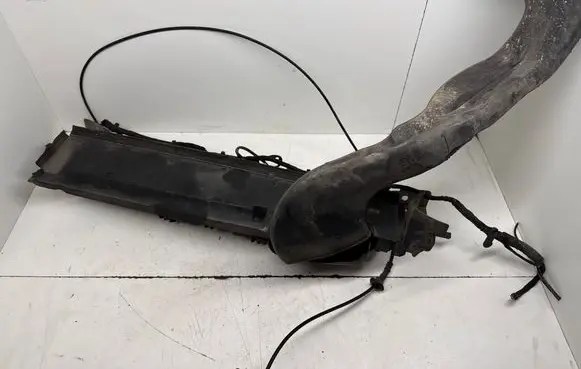 Opel Astra J Top upper radiator support slam panel 13354566 13307080