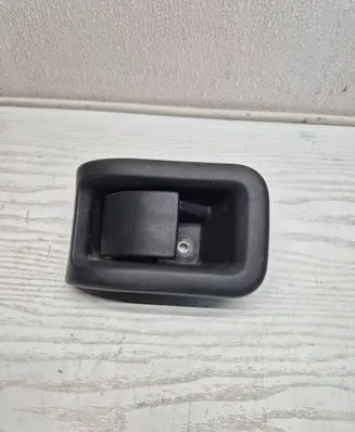 Volvo V70 Engine bonnet (hood) release handle 30779851 PA6GF15
