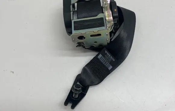 Volvo S60 Rear seatbelt 31462758 1P642991300 1T191001212045