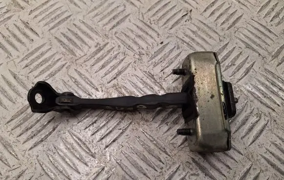 Toyota Avensis T270 Front door check strap stopper 6861005050