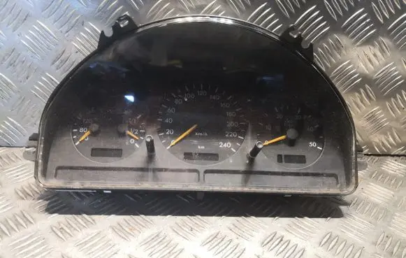 Mercedes-Benz ML W163 Speedometer (instrument cluster) 1635405811 A1635405811