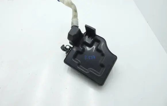 Audi A1 Windshield washer fluid reservoir/tank 6R0955453D