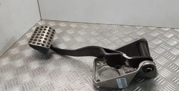 Mercedes-Benz R W251 Brake pedal A2512901601