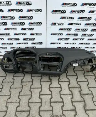 BMW 1 F20 F21 Dashboard 9270593