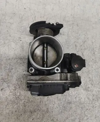 Audi A4 S4 B5 8D Throttle valve 408237211002
