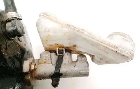 Peugeot Partner Master brake cylinder