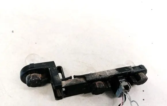Volvo S80 Tail light bulb cover holder