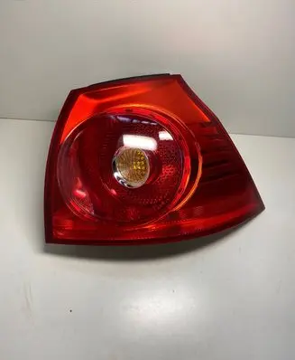 Volkswagen Golf V Rear/tail lights 4VFX13404AA