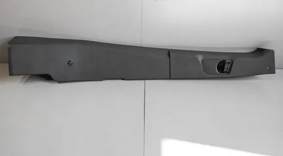 Mercedes-Benz Sprinter W907 W910 (B) pillar trim (bottom) A9076905200 A9106901900 A9106920300