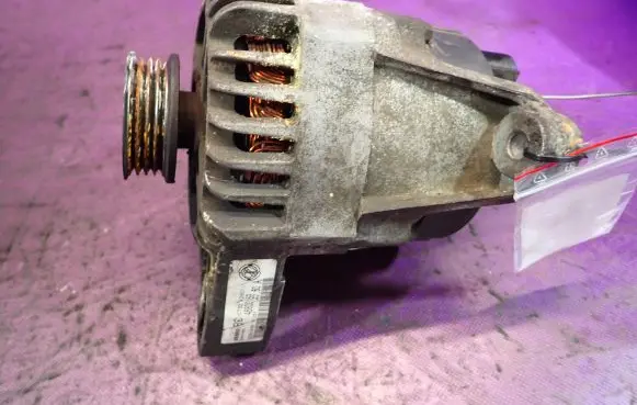 Fiat Punto (188) Generator/alternator 46800158