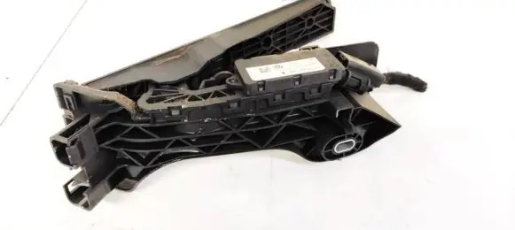 Volkswagen Golf Plus Accelerator throttle pedal 1K1721503M 6PV008890-00