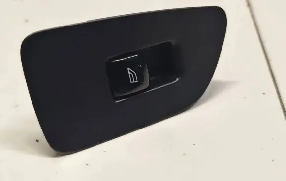 Volvo XC90 Electric window control switch 31376458 17W256