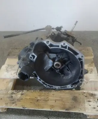 Fiat Stilo Manual 5 speed gearbox 55196336