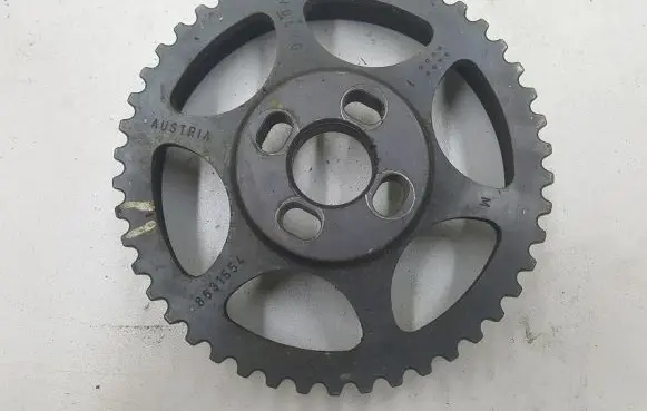 Volvo S60 Camshaft pulley/ VANOS 8631554