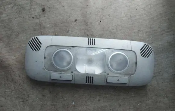 Volkswagen Touran I Rear seat light 1K0947291G 6234