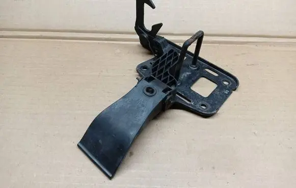 Audi Q5 SQ5 Engine bonnet/hood lock/latch loop/hook 8R0823480
