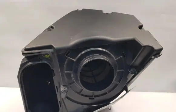 Audi A5 Air filter box cover 8W0133837B