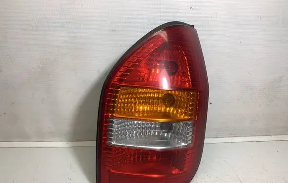 Opel Zafira A Tail light bulb cover holder Gm5249 62281