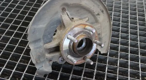 Ford Focus Front wheel hub BV613K170DNC