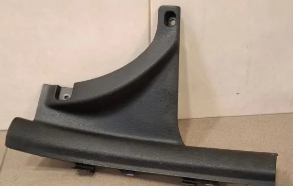 KIA Ceed Rear sill trim cover 85886-J7000