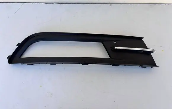 Volkswagen PASSAT B8 Front fog light trim/grill 3G0853666A