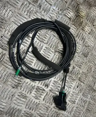 Mazda 3 III Fuel cap flap release cable 