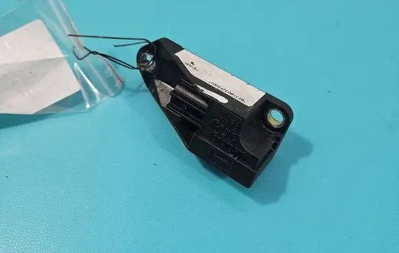 Volkswagen PASSAT B5.5 Fuel cut-off switch 6Q0909606 IMPRK1570820
