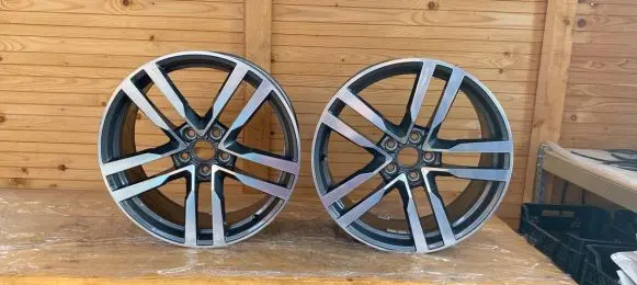 Audi TT TTS RS Mk3 8S R19 alloy rim 8S0601025F