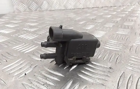 Renault Laguna I Turbo solenoid valve 7700861642