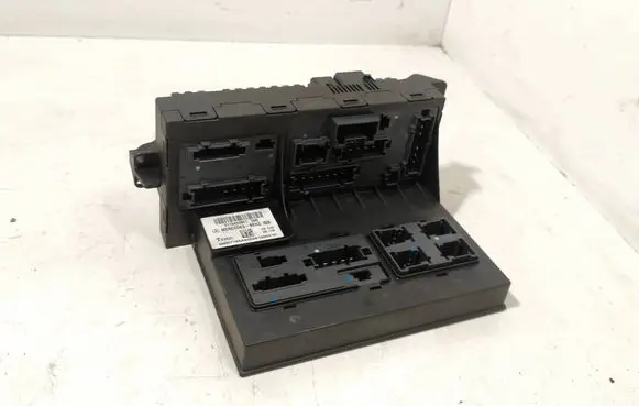 Mercedes-Benz E W211 SAM control unit 2115453901