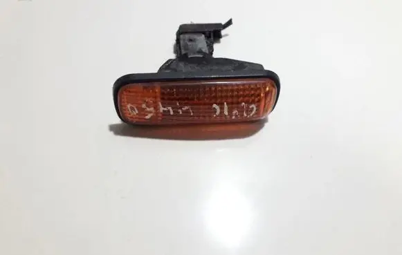 Honda Civic Front fender indicator light 0152632