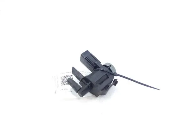 Audi A6 S6 C6 4F Turbo solenoid valve 1K0906283A