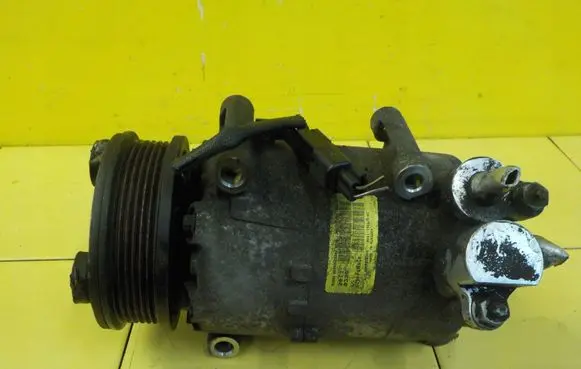 Ford Kuga I Air conditioning (A/C) compressor (pump) AU4119D629AC