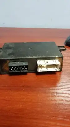BMW 5 E34 Door central lock control unit/module 8353569