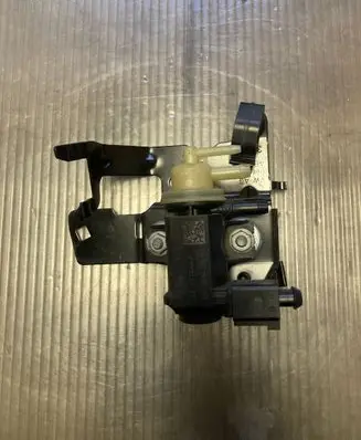 Jeep Compass Turbo solenoid valve 1K0906627B 4011464A 32192