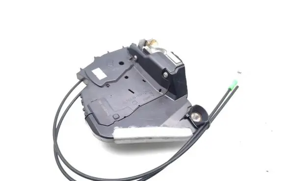 Suzuki Ignis Front door lock 704281737