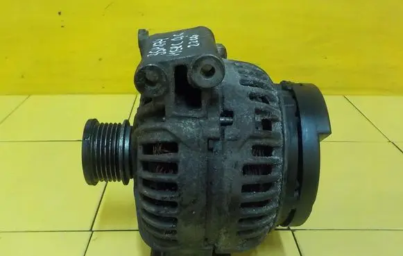 Mercedes-Benz CLC CL203 Generator/alternator 0124625043