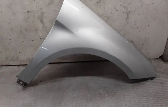 Mercedes-Benz B W245 Fender 