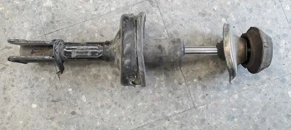 Renault Clio II Front shock absorber/damper