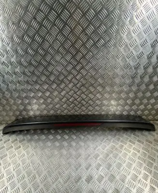 Tailgate/trunk spoiler