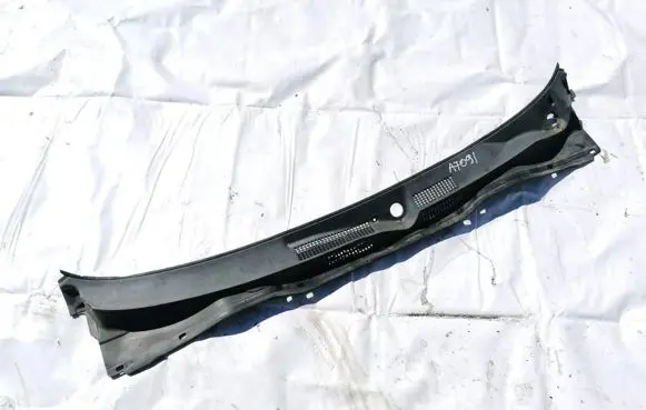 Nissan Micra Wiper trim 668625F000